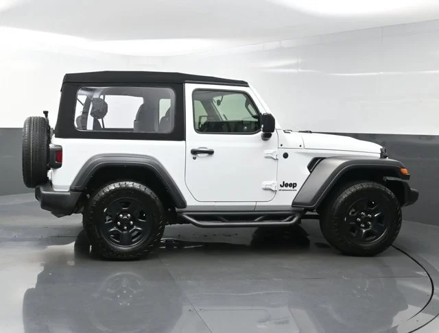Used 2024 White Jeep Sport image 8