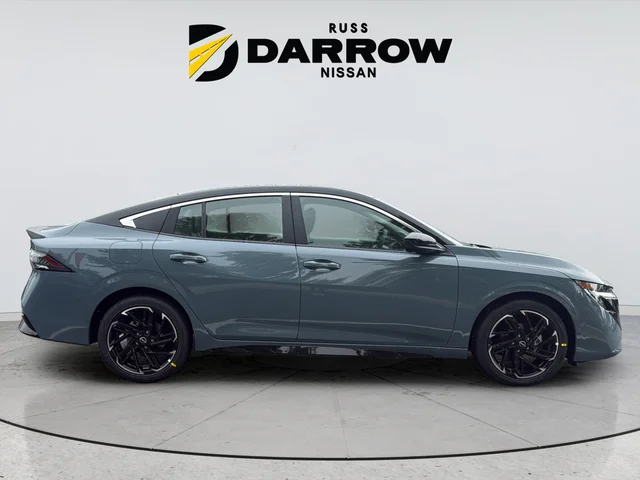 New 2026 Atlantic Gray Metallic / Super Black Two-tone Nissan SR image 6