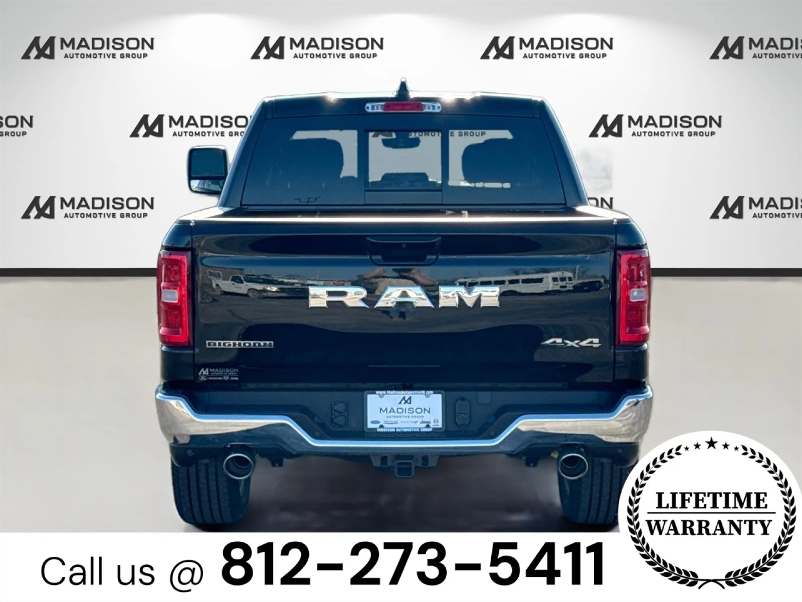 New 2026 Diamond Black Crystal Pearl-Coat Exterior Paint RAM Big Horn image 6