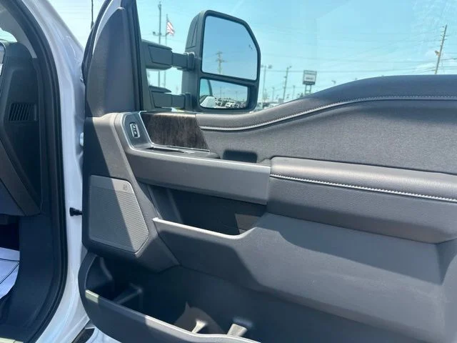 New 2026 Oxford White Ford F-250® Lariat® image 12