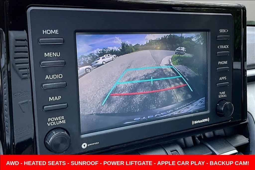 Used 2021 Silver Toyota XLE Premium image 16