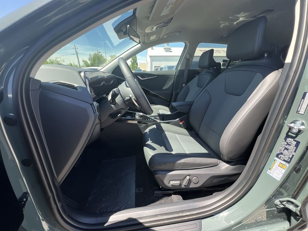 New 2026 Green Kia Wind image 11