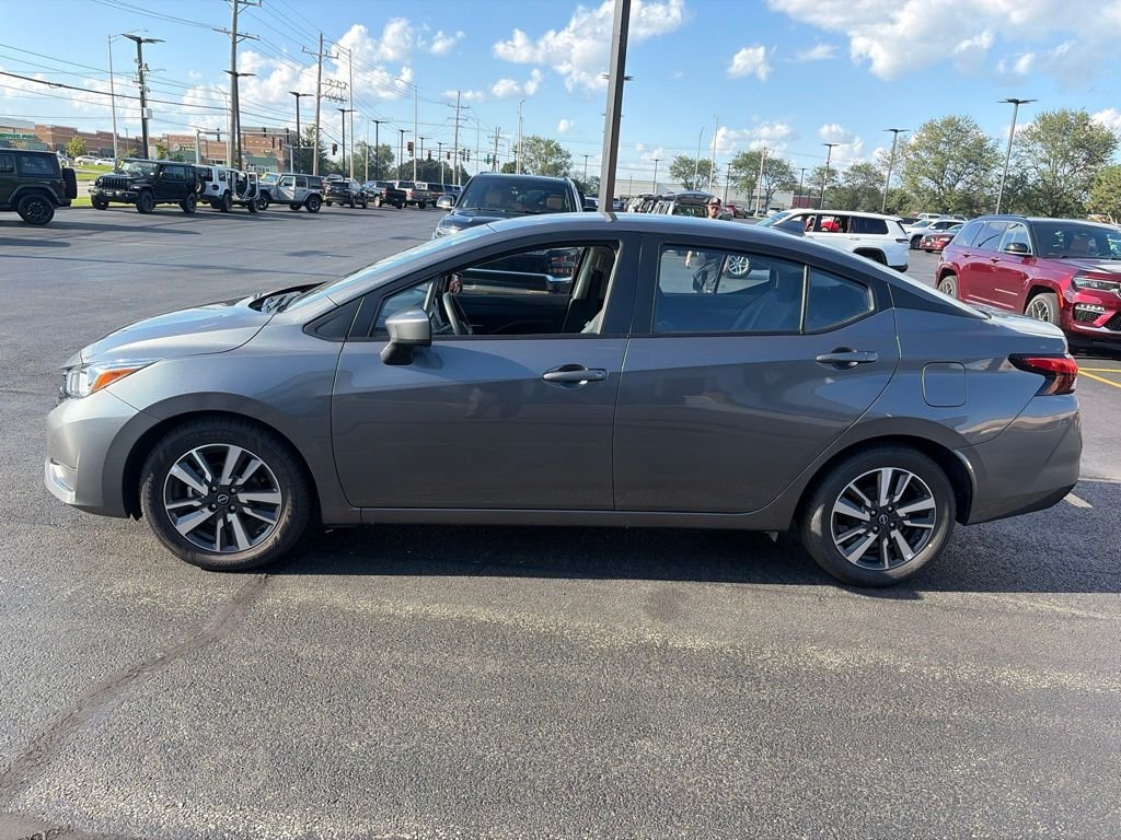 Used 2024 Nissan Versa Sedan SV with VIN 3N1CN8EV4RL915387 for sale in Orland Park, IL