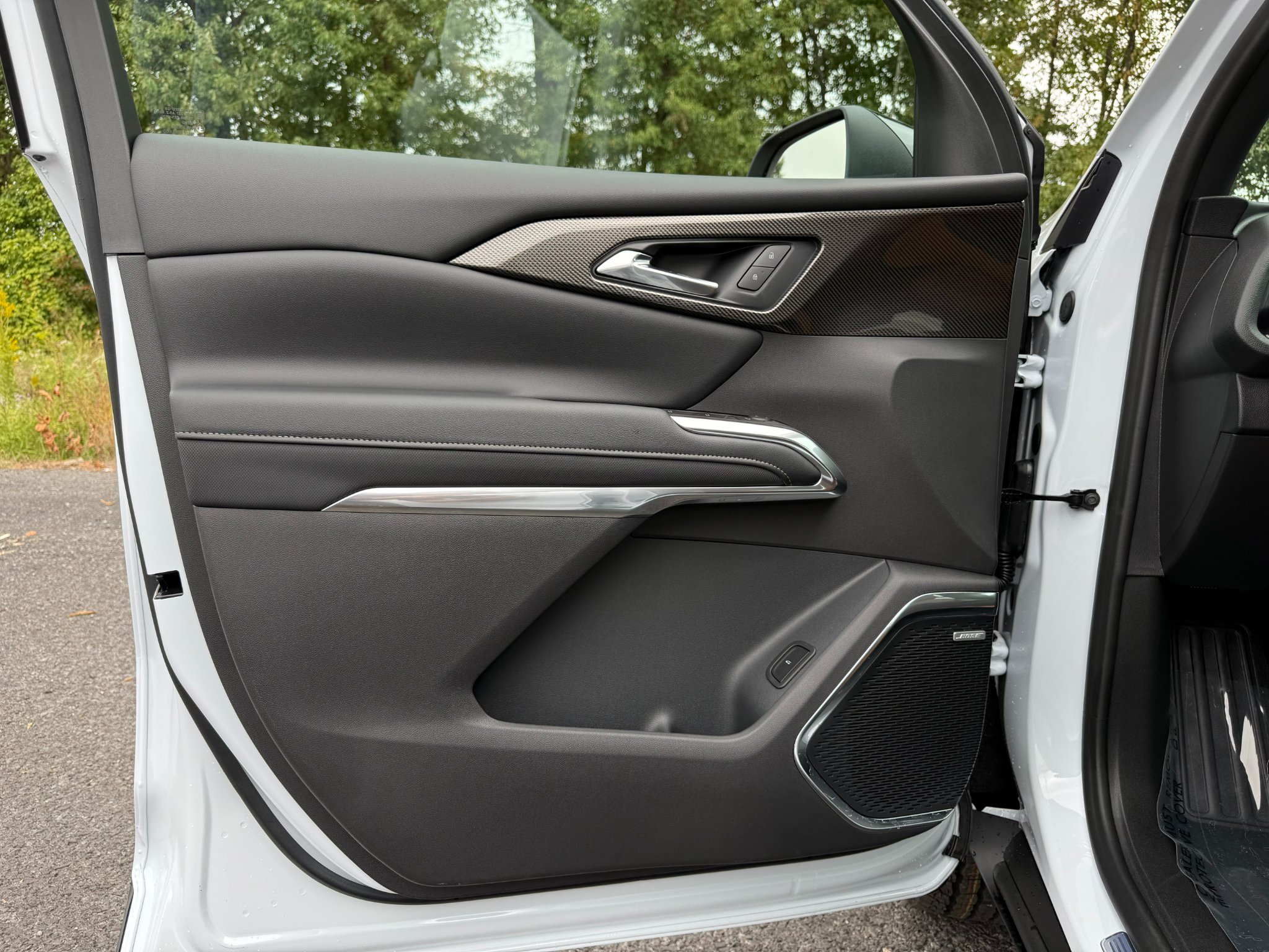 2027 Chevrolet Traverse Z71 - Photo 23