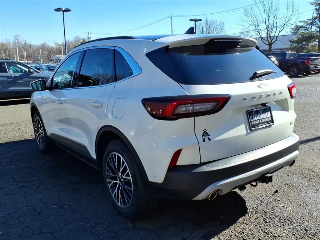 New 2024 Star White Metallic Tri-coat Ford Plug-in Hybrid image 4