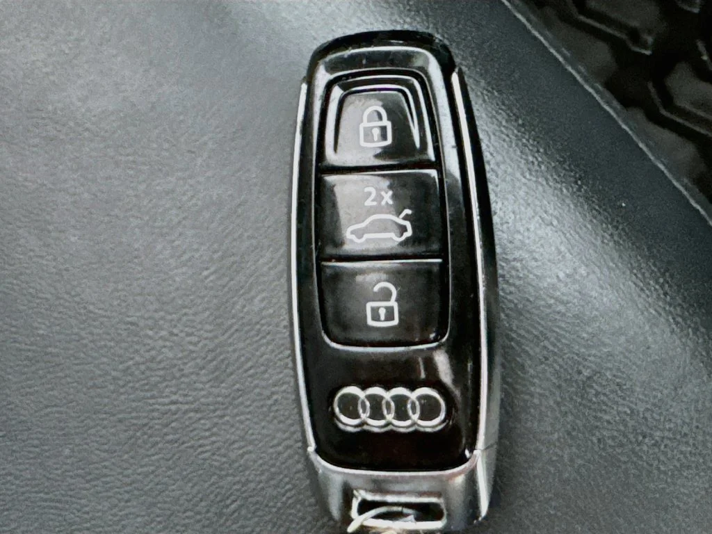 Used 2021  Audi 55 Premium Plus image 39