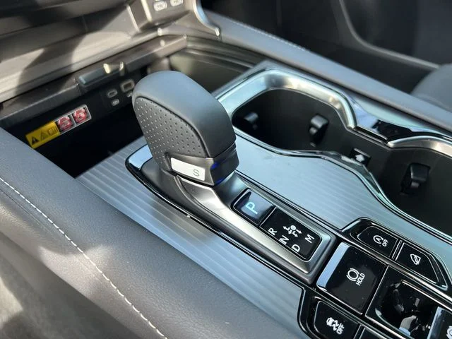 Used 2024  Lexus 350 F Sport Handling image 20
