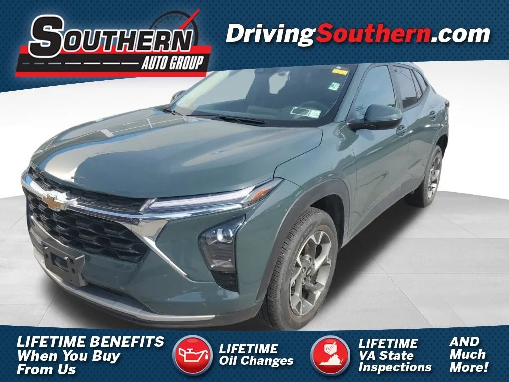 2025 Chevrolet Trax LT's photo