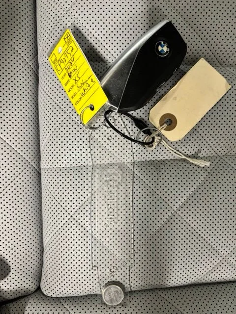 Used 2024 White BMW sDrive40i image 25