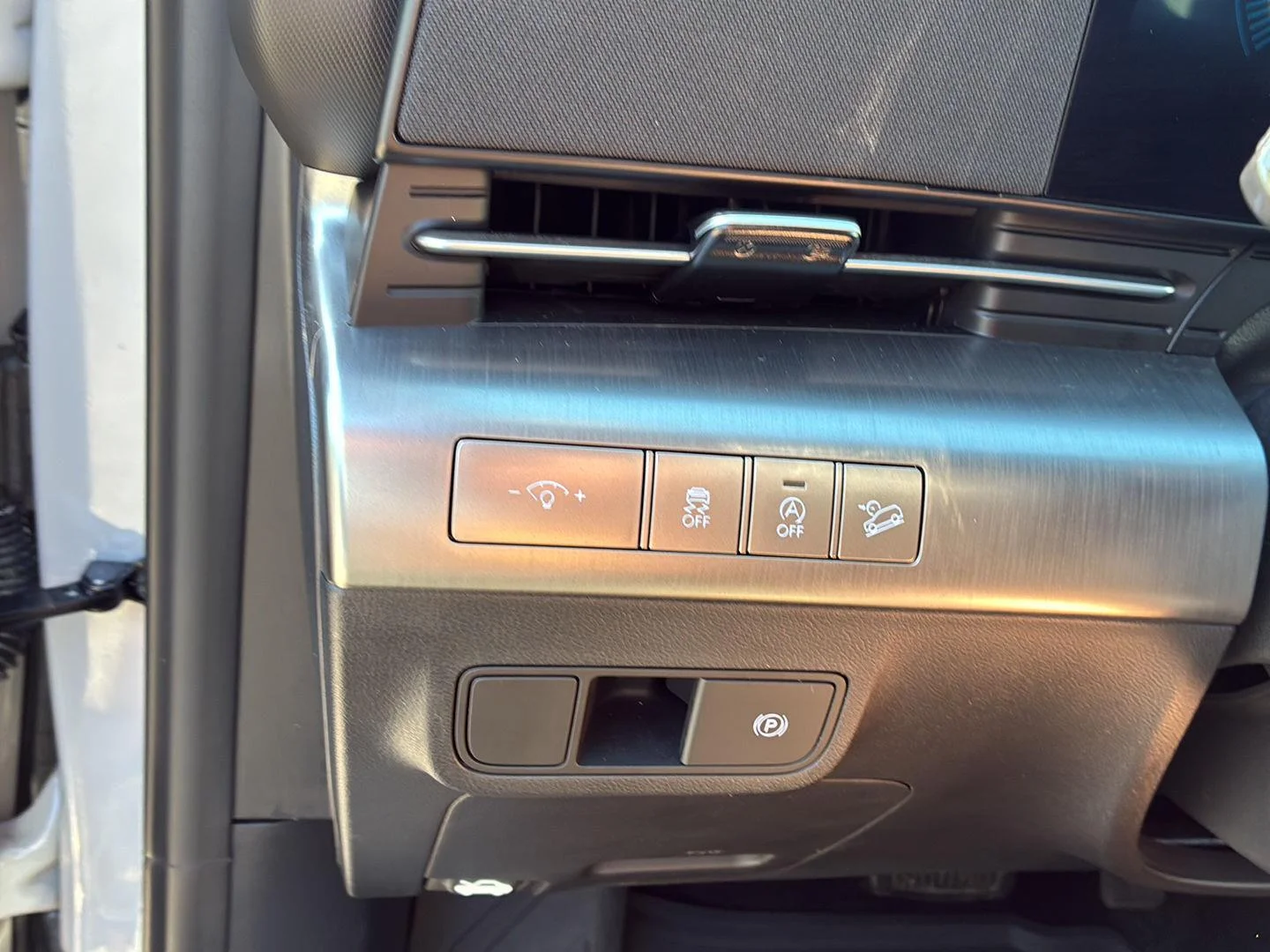 Used 2026 Cyber Gray Metallic Hyundai SE image 28