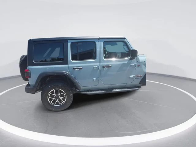 Used 2024 Gray Jeep Rubicon image 9