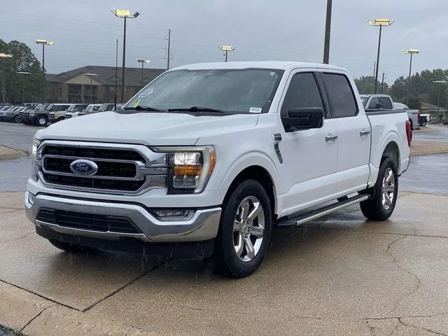 Used 2023 White Ford XLT image 23