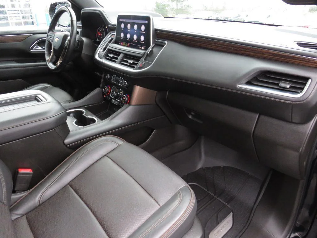 Used 2021 Black Chevrolet High Country image 19