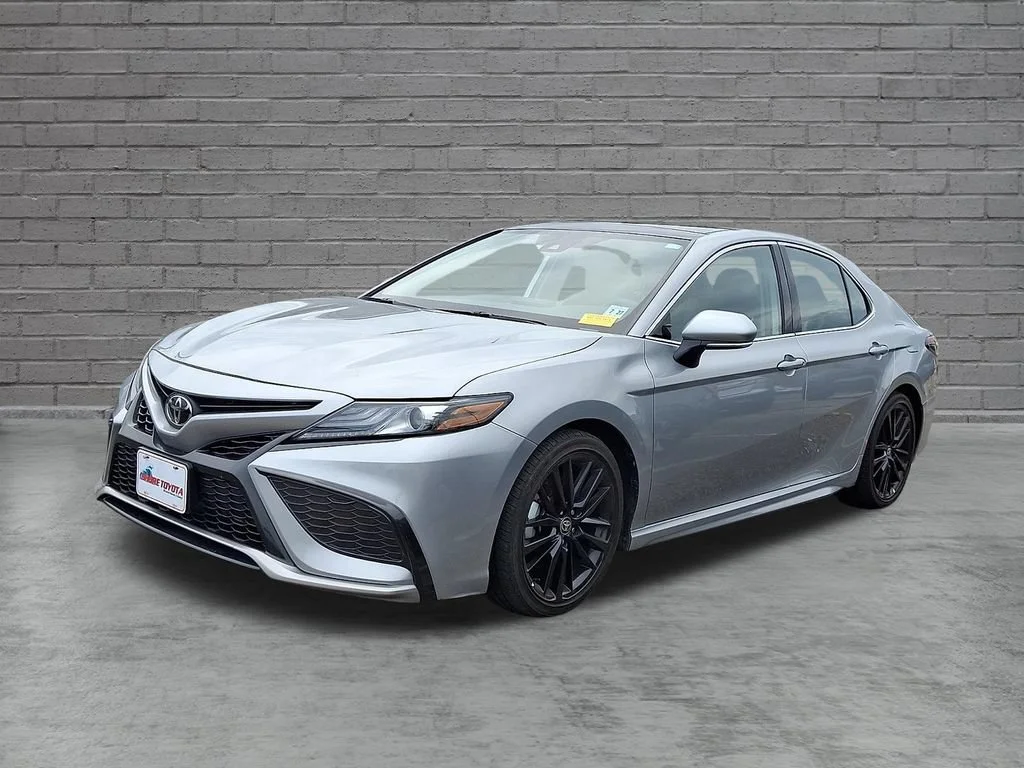 Used 2022 Silver Toyota XSE AWD image 4