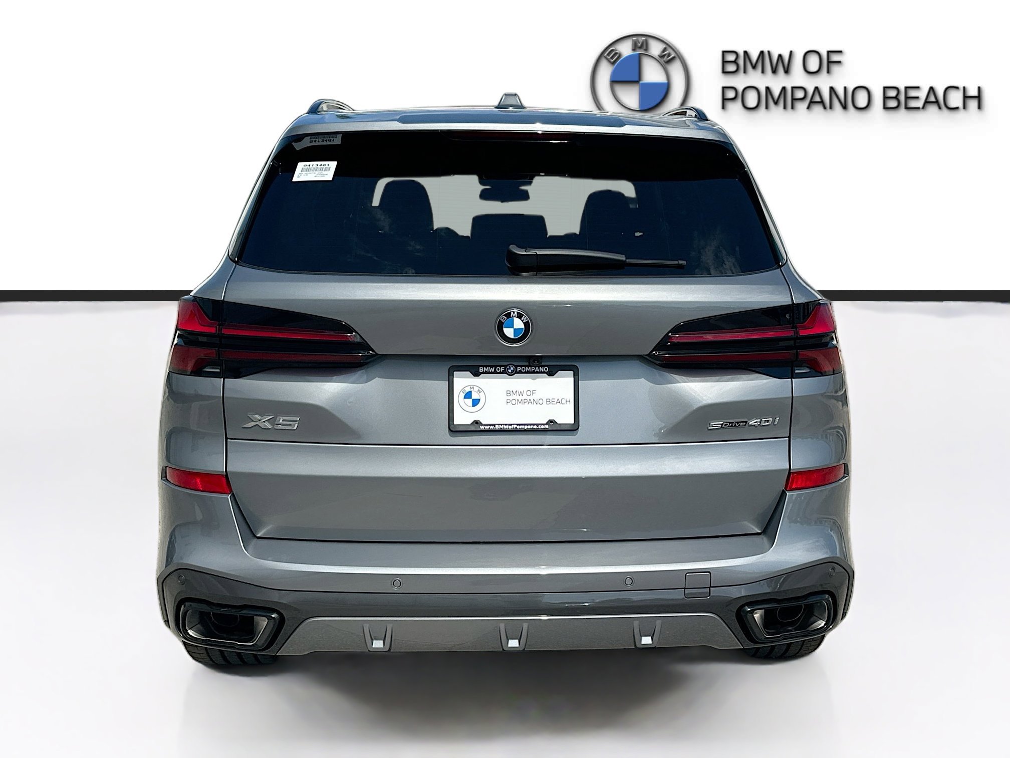 New 2026 Skyscraper Grey Metallic BMW sDrive40i image 5