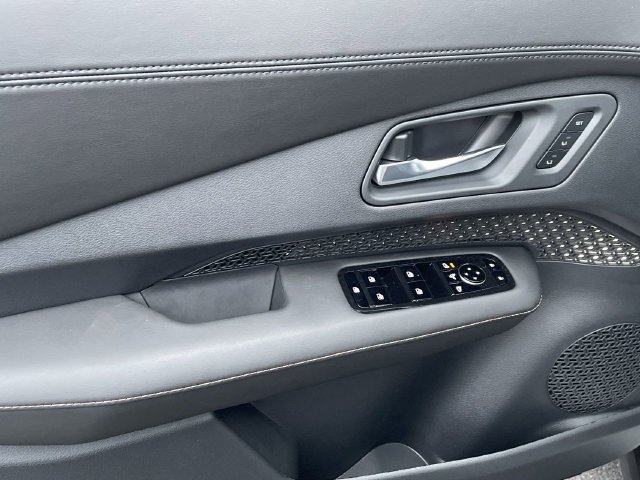 New 2023 Silver Nissan ENGAGE e-4ORCE image 11