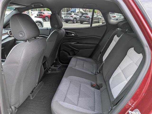 2025 Chevrolet Trax RS - Photo 13