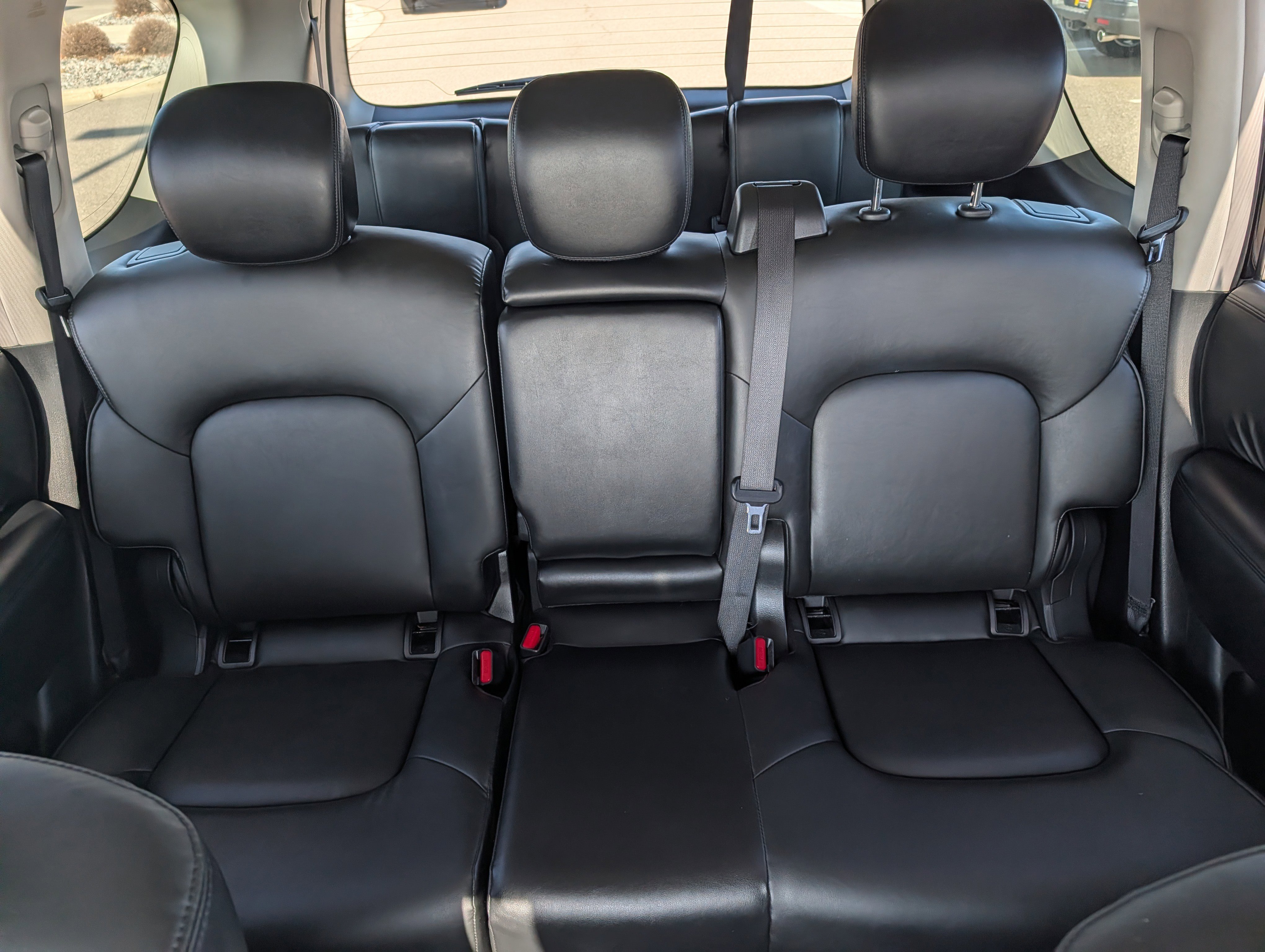 2021 Nissan Armada SV - Photo 13