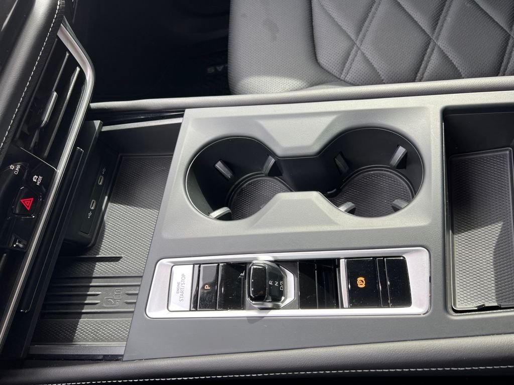 2025 Volkswagen Atlas SE - Photo 23