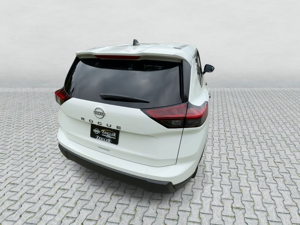 New 2026 White Nissan S image 7