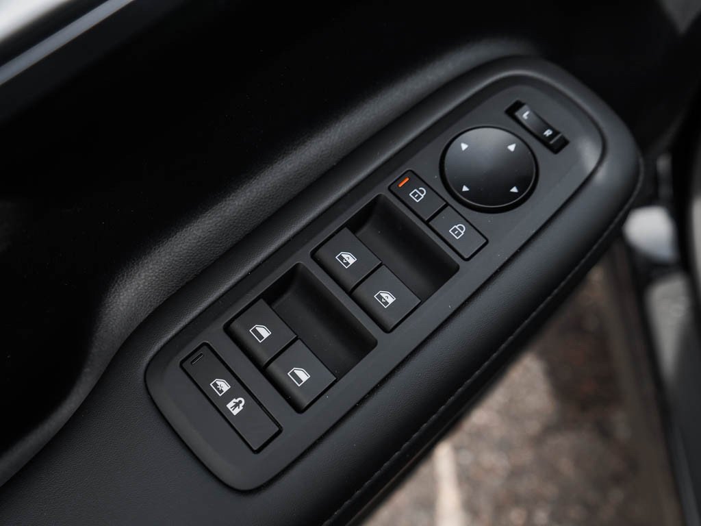 New 2026 Phantom Black Hyundai SEL AWD image 18