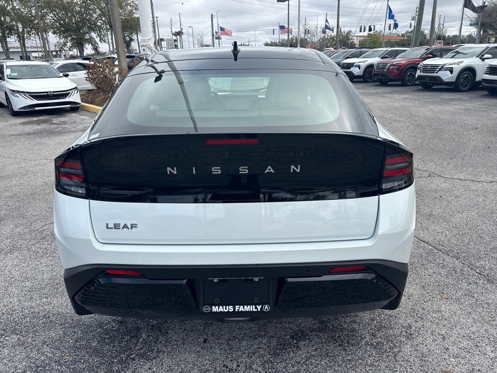 New 2026 White Nissan SV+ image 7
