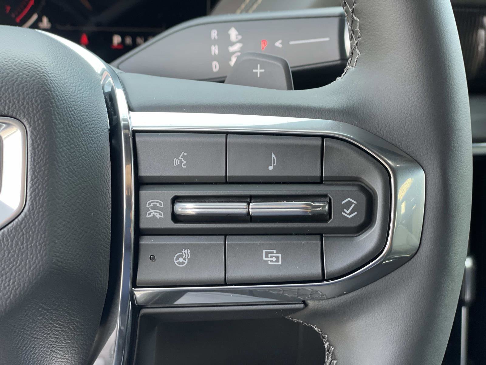 2026 GMC Yukon XL Elevation - Photo 12