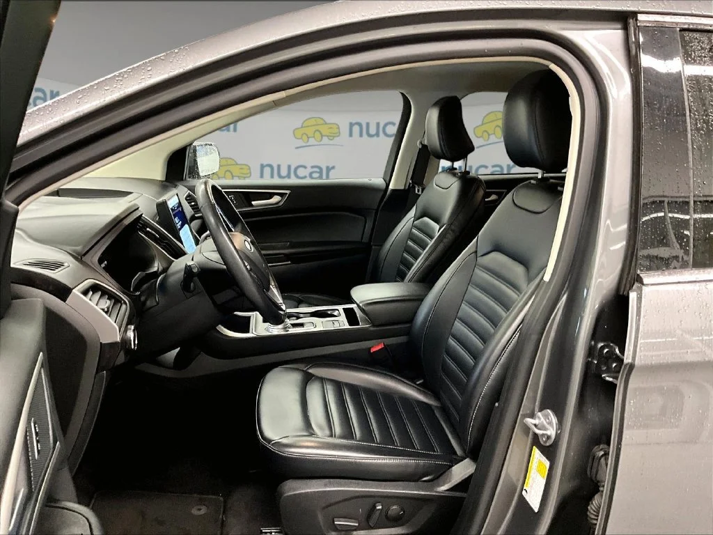 Used 2024 Gray Metallic Ford SEL image 10