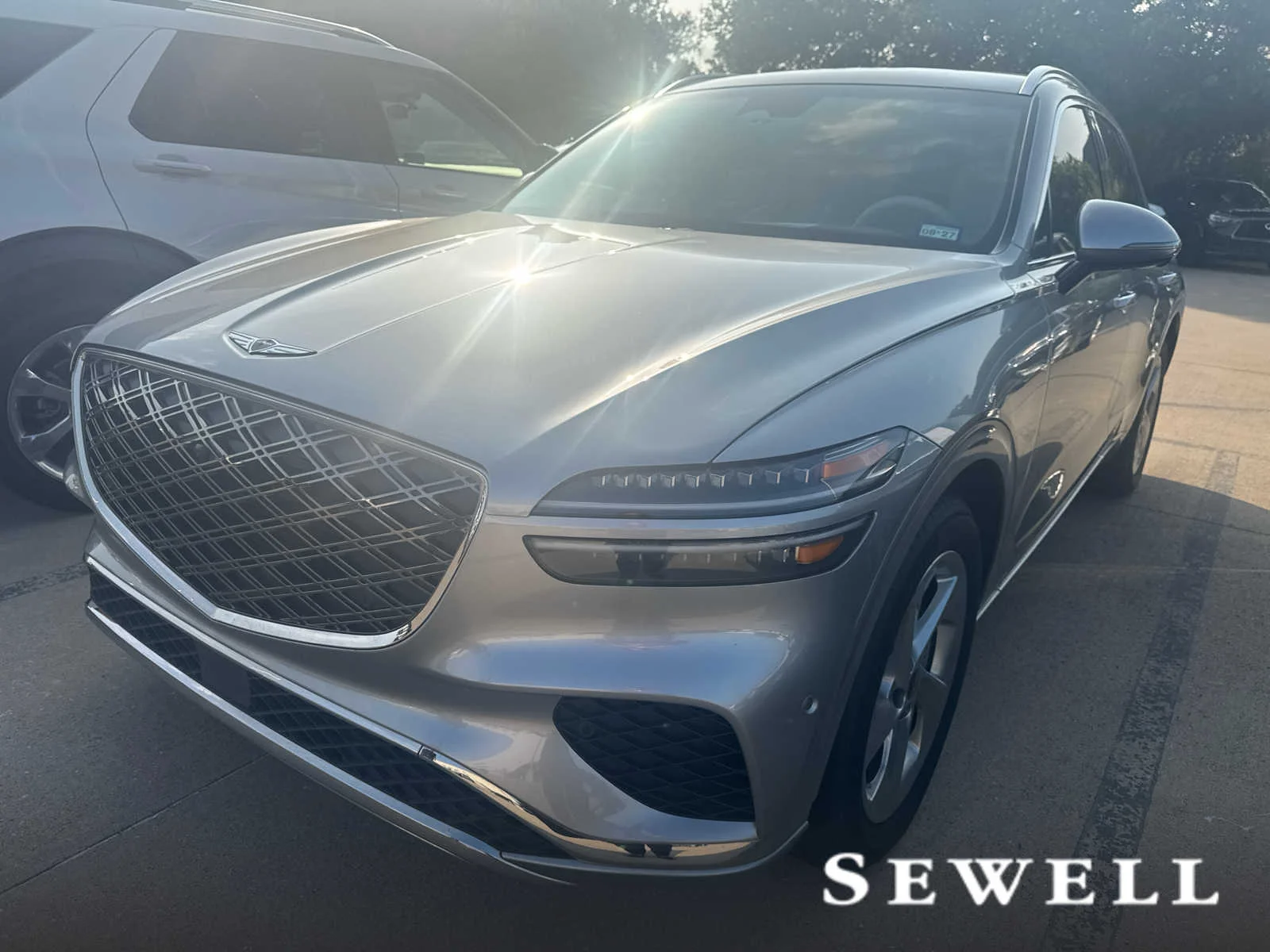 Used 2026 Savile Silver Genesis 2.5T Advanced image 1