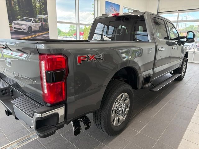New 2026 Carbonized Gray Metallic Ford F-350® Lariat® image 23
