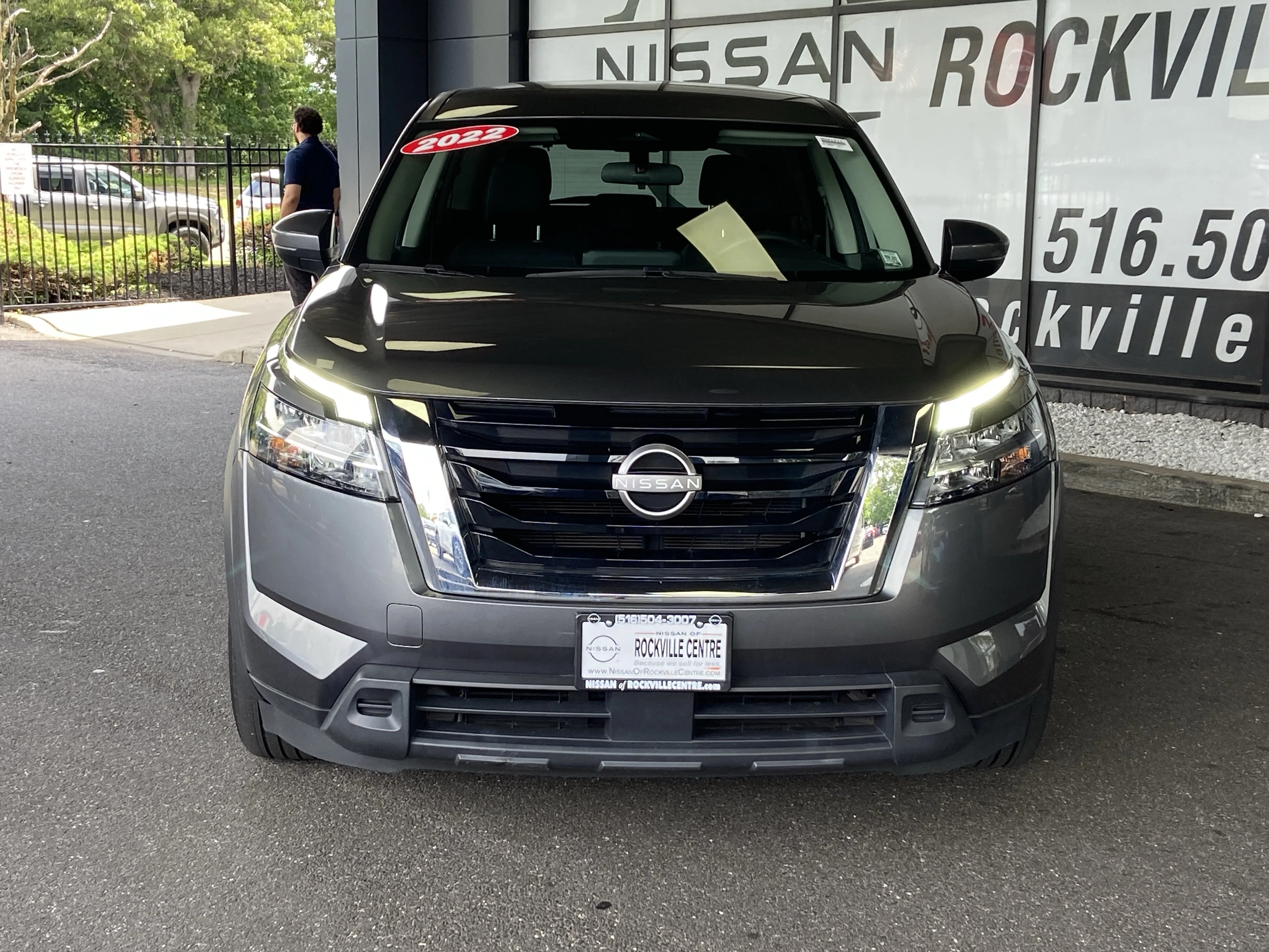 Used 2022 Gun Metallic Nissan S image 3