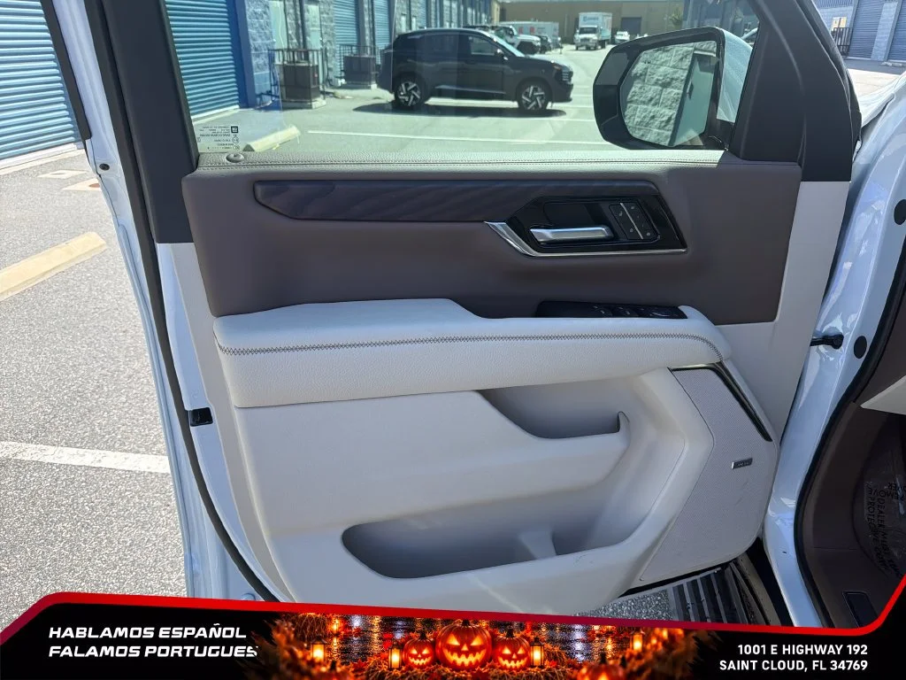 2026 GMC Yukon XL Denali - Photo 12
