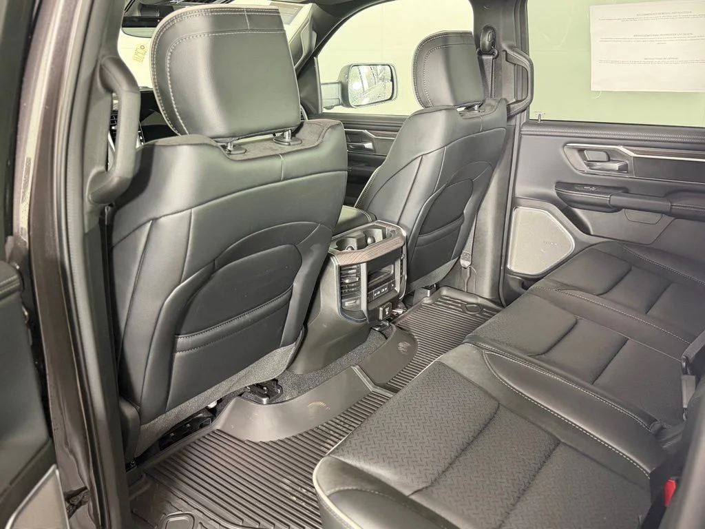 New 2026 Granite Crystal Metallic Clear-Coat Exterior Paint RAM Laramie image 12