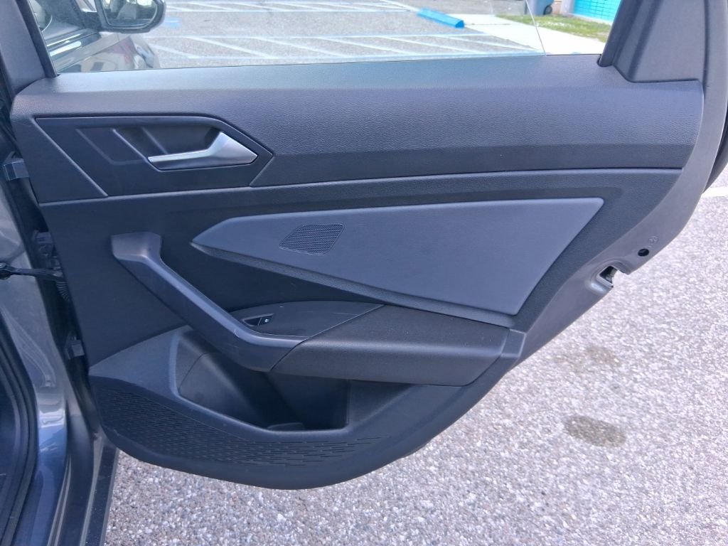 2025 Volkswagen Jetta SE - Photo 21