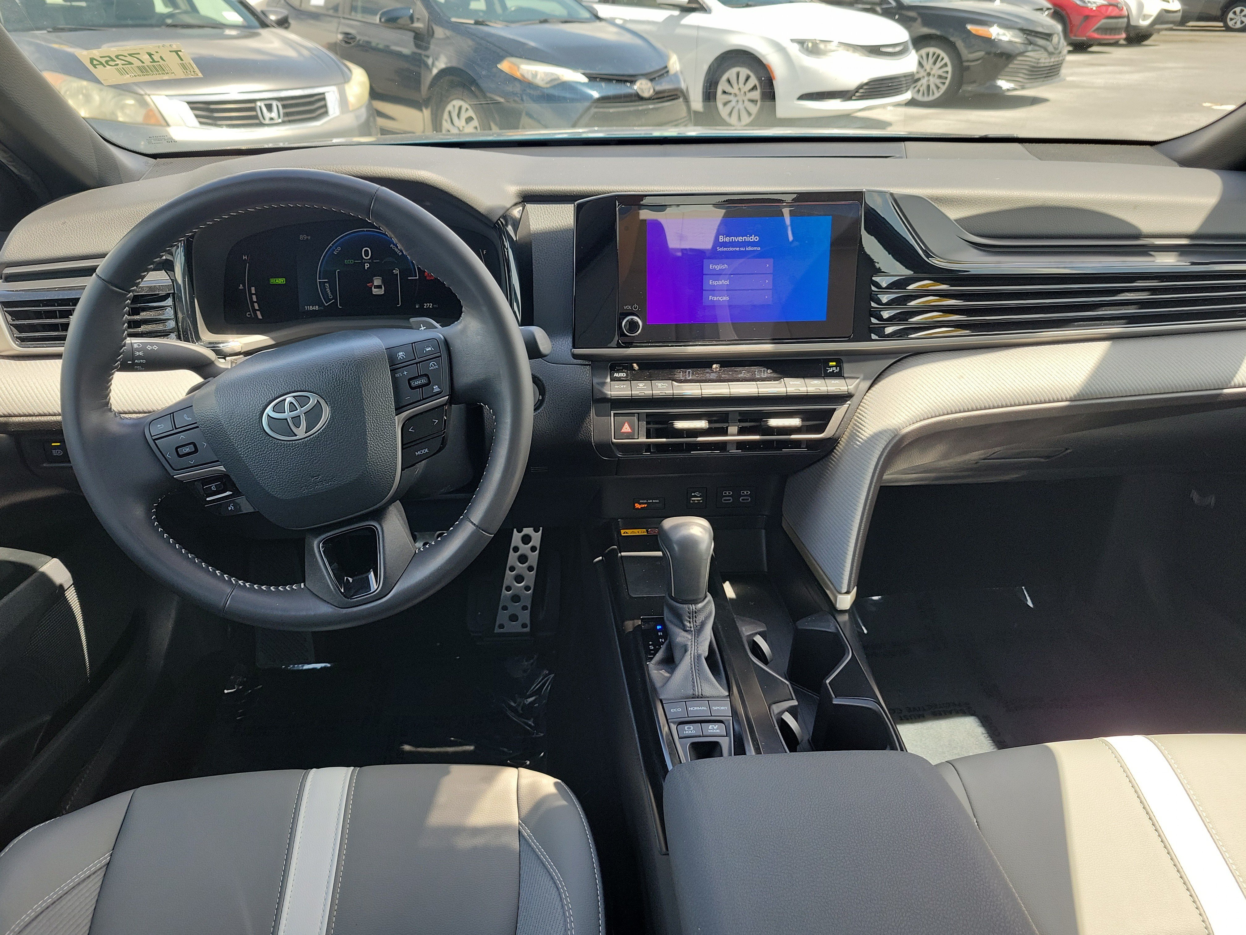 Used 2025 Ocean Toyota SE image 15