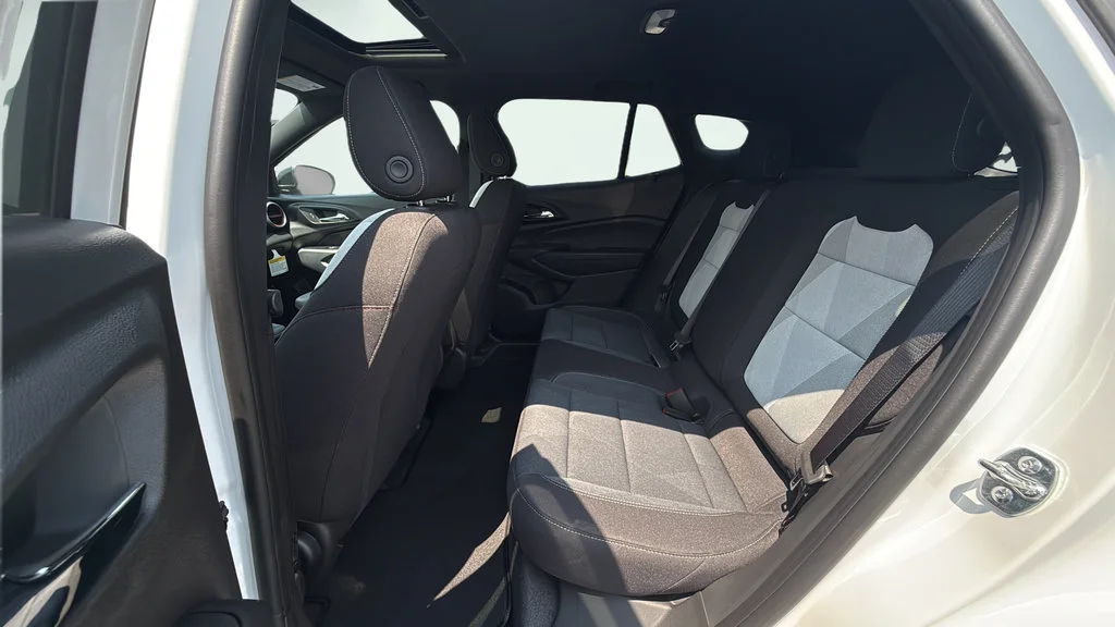 2026 Chevrolet Trax RS - Photo 35