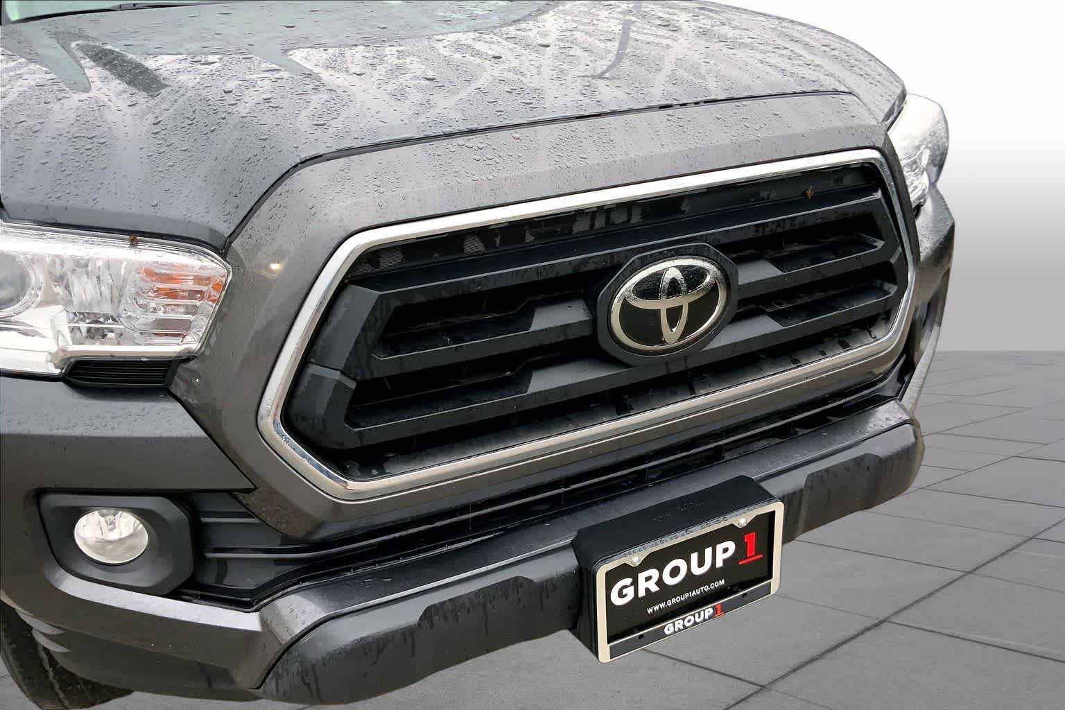 Used 2022 Magnetic Gray Metallic Toyota SR5 image 29