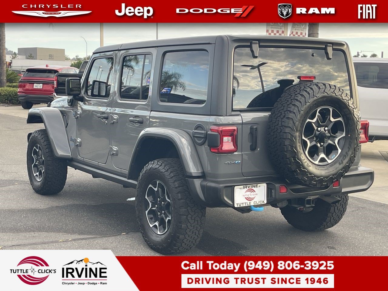 Used 2023 Sting-Gray Clearcoat Jeep Rubicon image 5