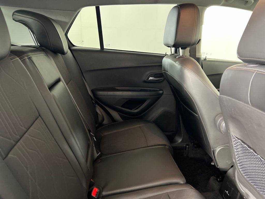 Used 2019 Silver Ice Metallic Chevrolet LT image 23
