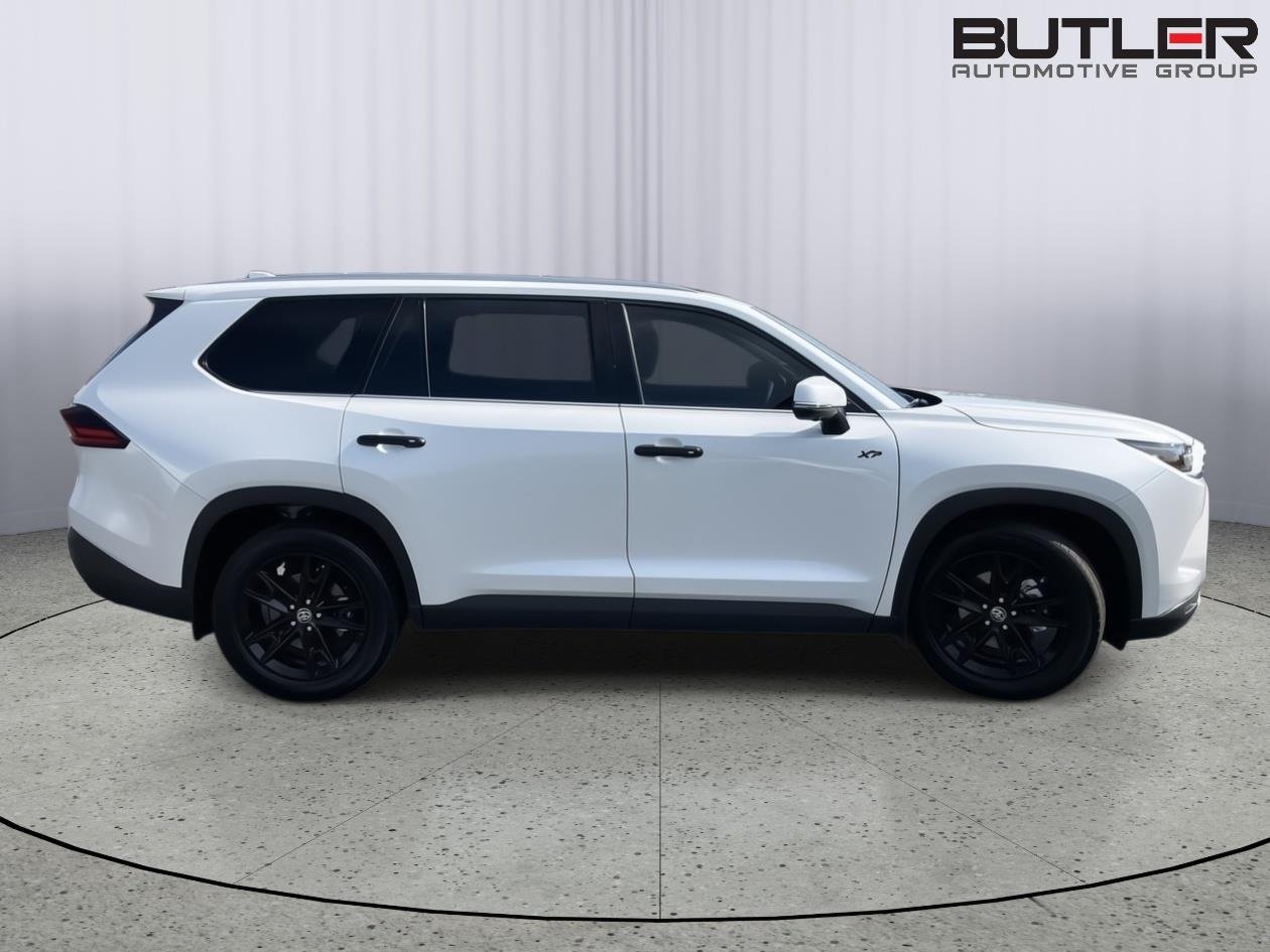 Used 2025 White (Wind Chill Pearl) Toyota Limited image 6