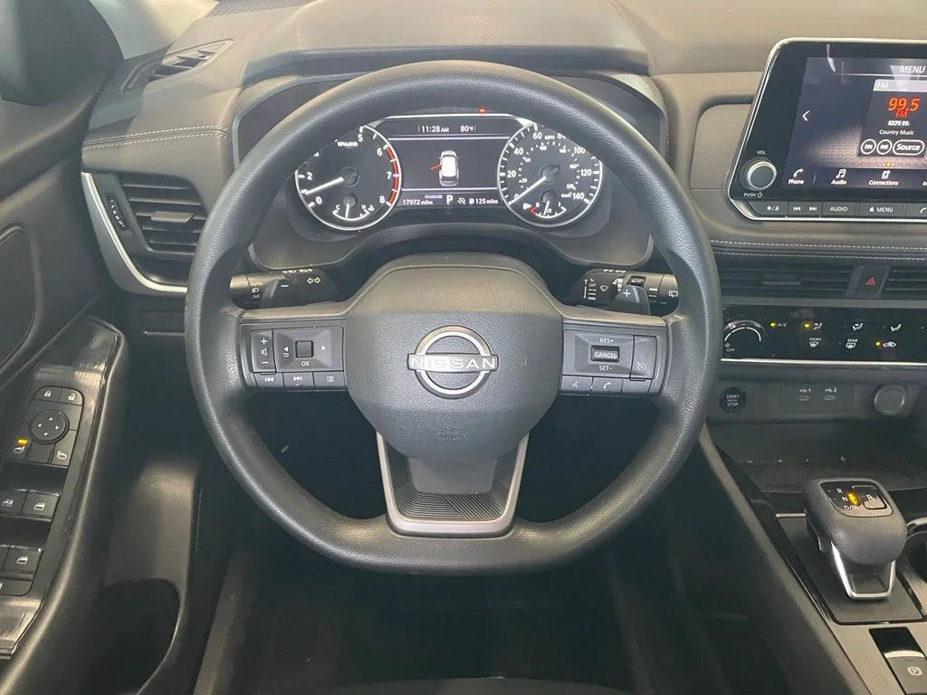 Used 2025 White Nissan S image 13