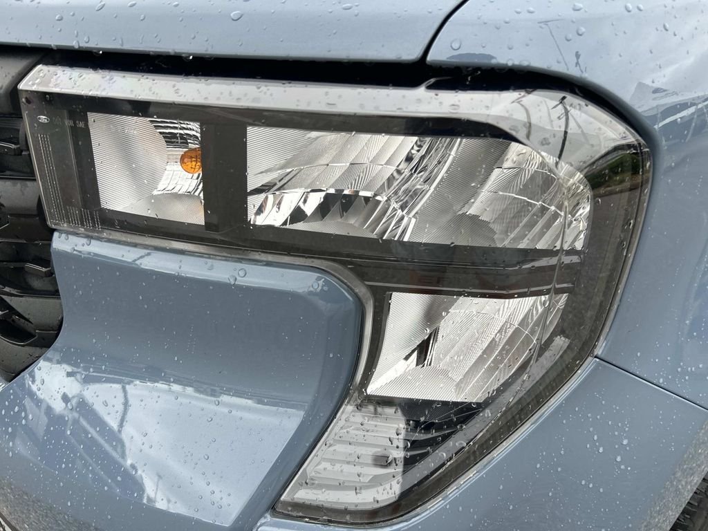 Used 2025 Azure Gray Metallic Ford XLT image 10