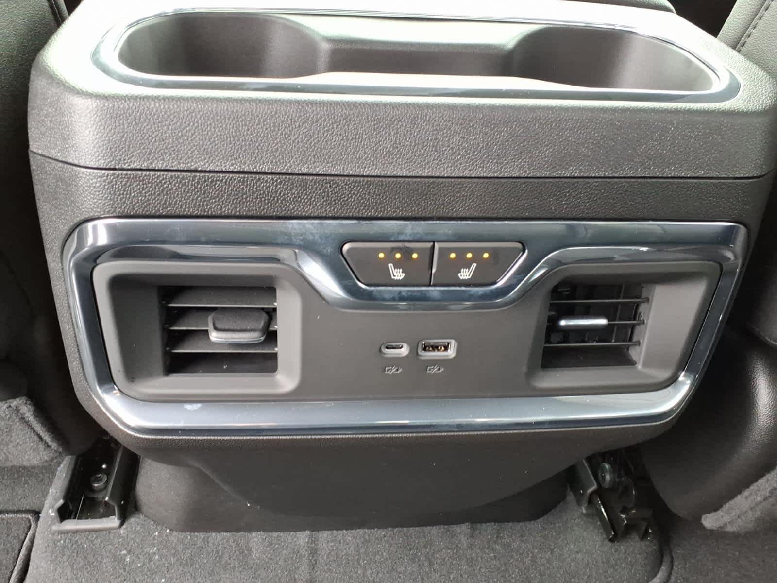 2026 GMC Sierra 2500HD SLT - Photo 7