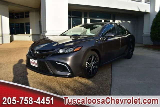 Used 2023 Gray Toyota SE image 5