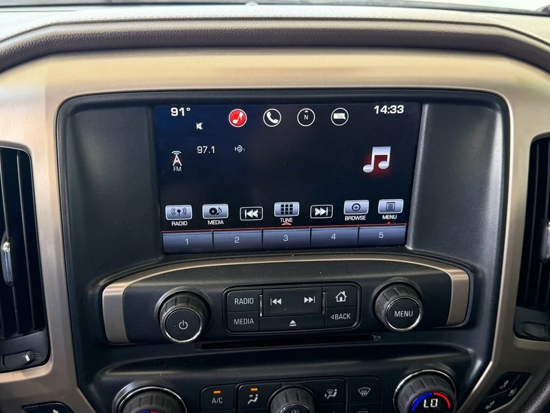 Used 2016 SUMMIT WHITE GMC Denali image 10