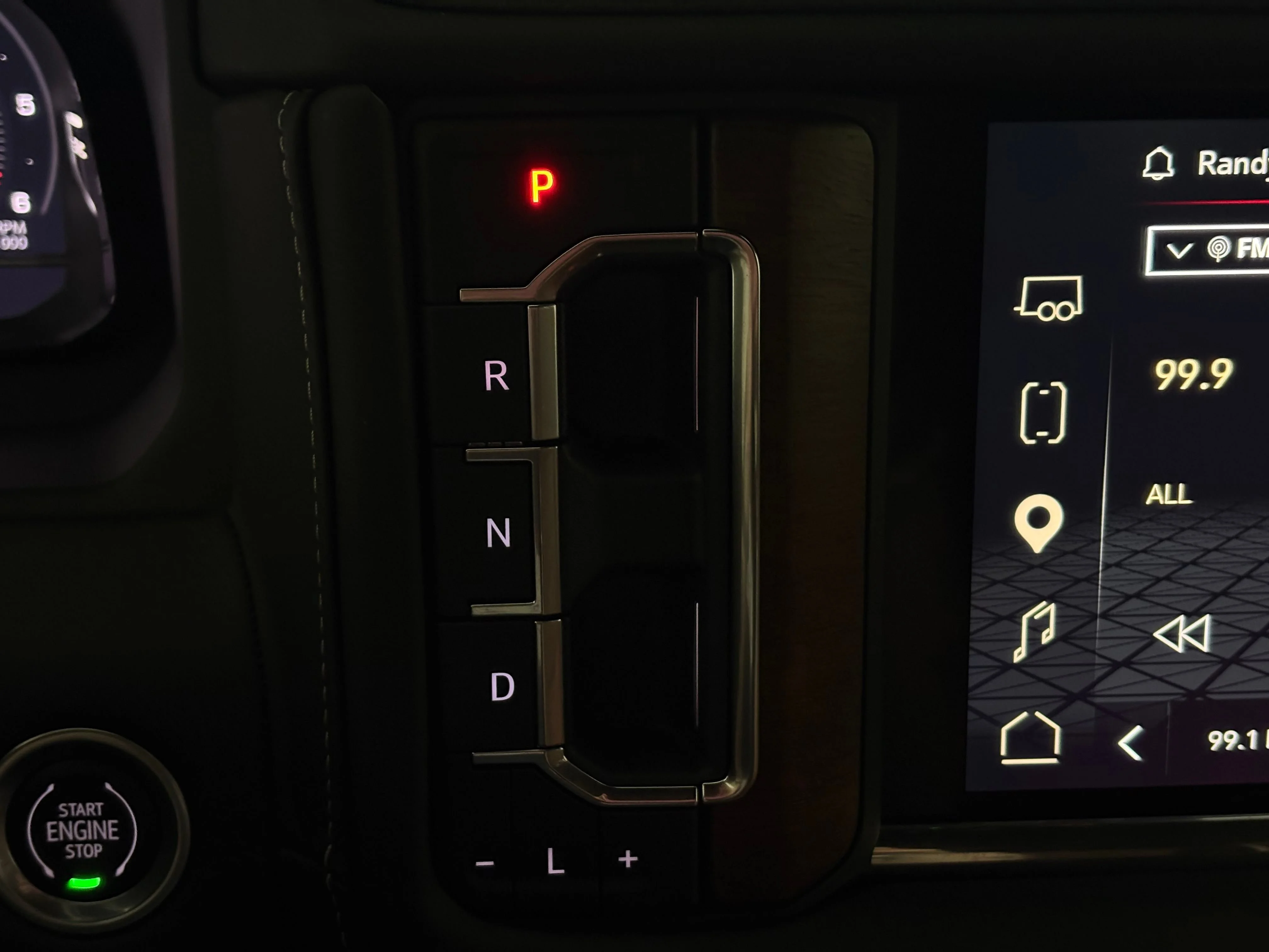 Used 2023 Onyx Black GMC Denali Ultimate image 31