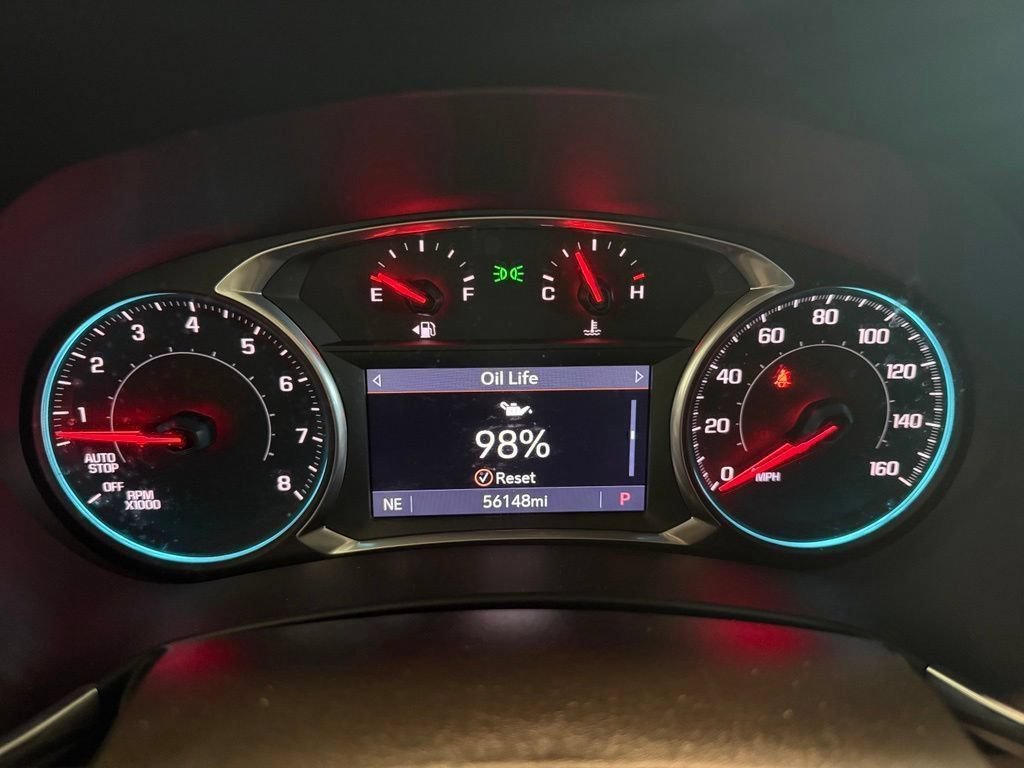 Used 2019 Silver Chevrolet Premier image 11