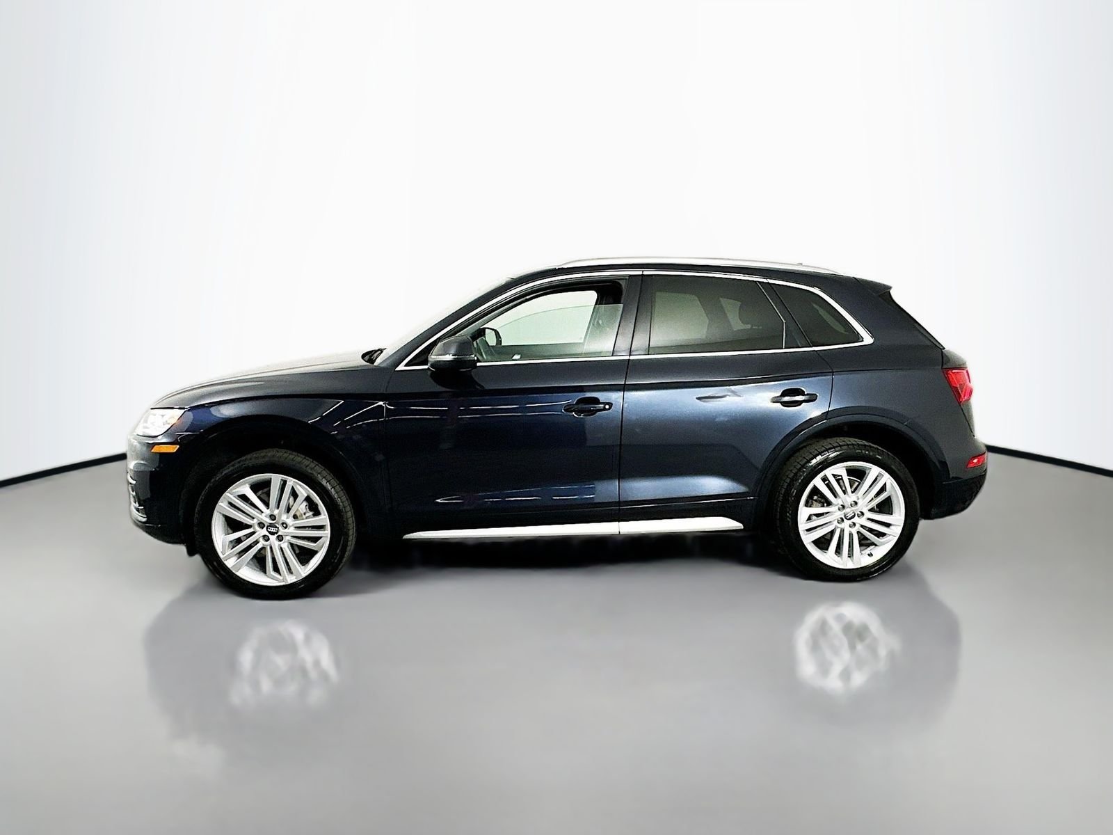 Used 2019 Moonlight Blue Audi 2.0T Premium Plus image 4