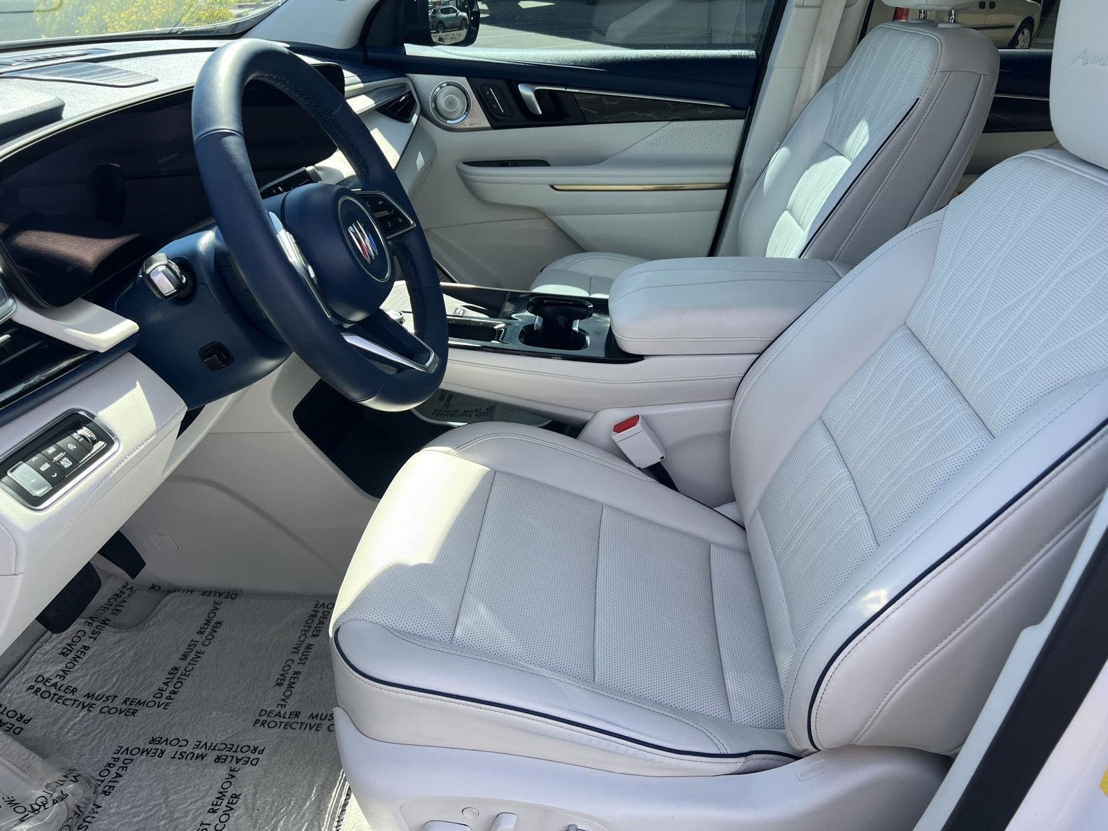 2025 Buick Enclave Avenir - Photo 15