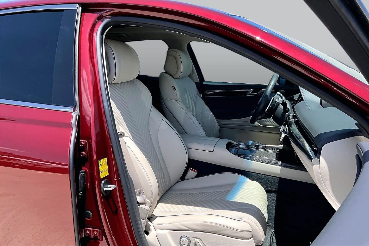Used 2023 Cavendish Red Genesis 3.5T Sport image 9